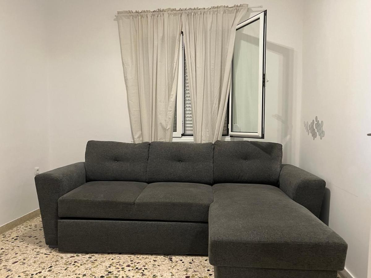 Bella 51 Apartment Kalamata Ngoại thất bức ảnh